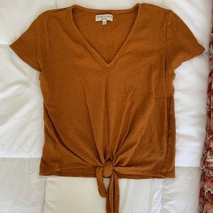Madewell tie front v-neck